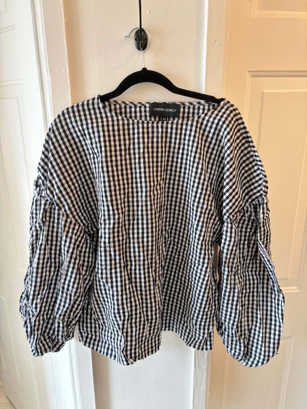 Cynthia Rowley Geneva Set: Gingham Black & White Puff Sleeve Top and Shorts Set - Picture 2 of 4